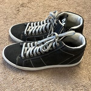 Men’s P448 High Top Sneakers.
